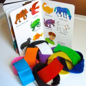 Brown Bear Brown Bear Felt Chain for Learning Colors