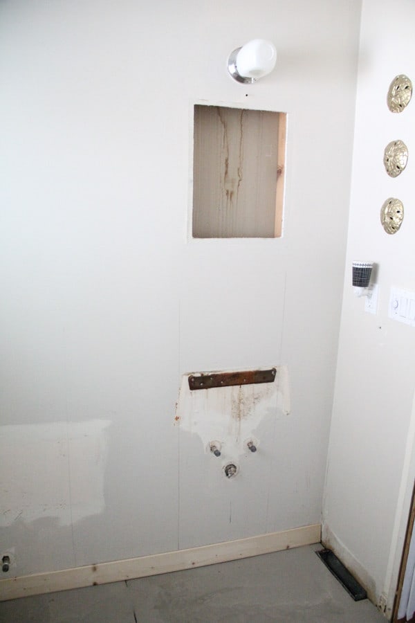 Installing Bathroom Wall Planking
