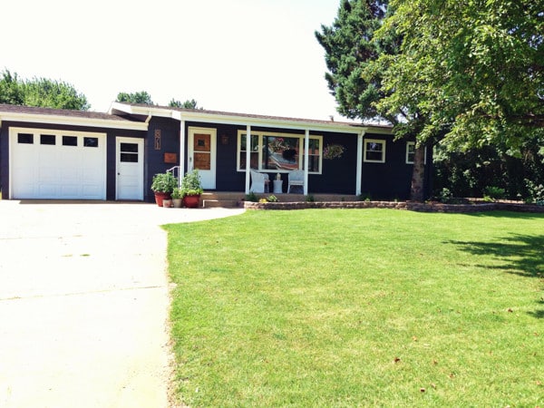 871 11th Ave W