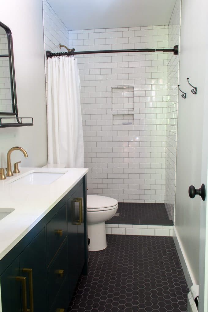 Modern Black and White Bathroom