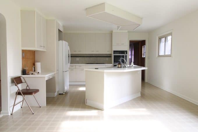 Kitchen with large Fluorescent Light Box
