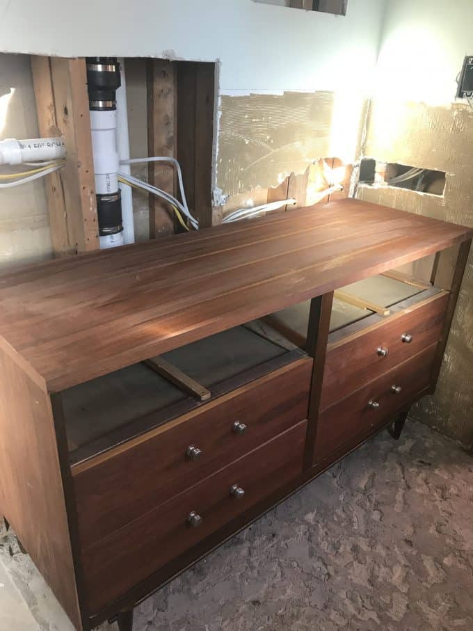 How to use dresser as vanity
