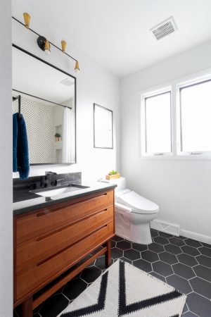 Modern Bathroom