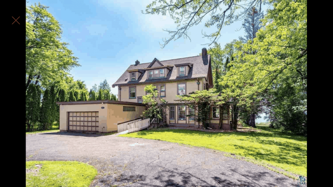 London Road Lake House